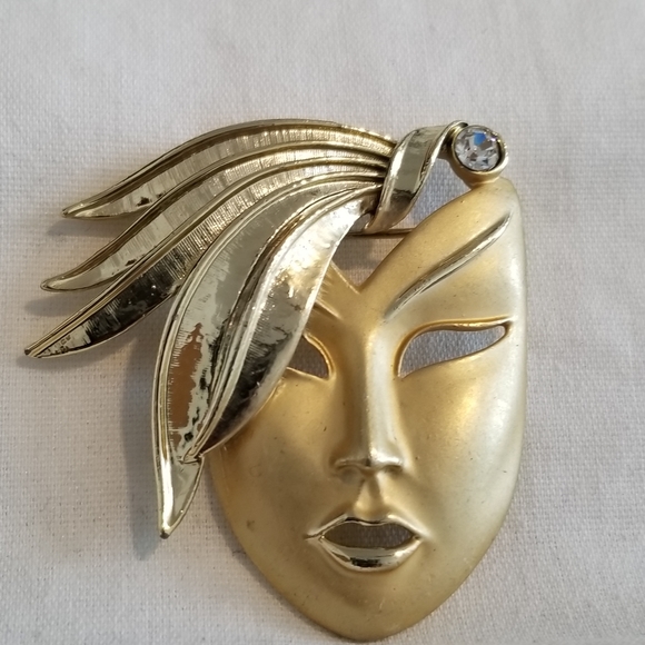 Vintage 1980's Art Deco Face with CZ Brooch - Picture 1 of 4
